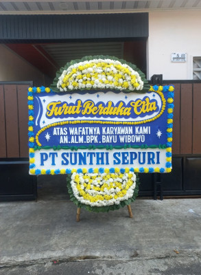 Papan Bunga Duka di Salak